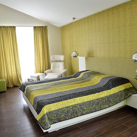 Glicinia Hotel Złote Piaski Pokój zdjęcie